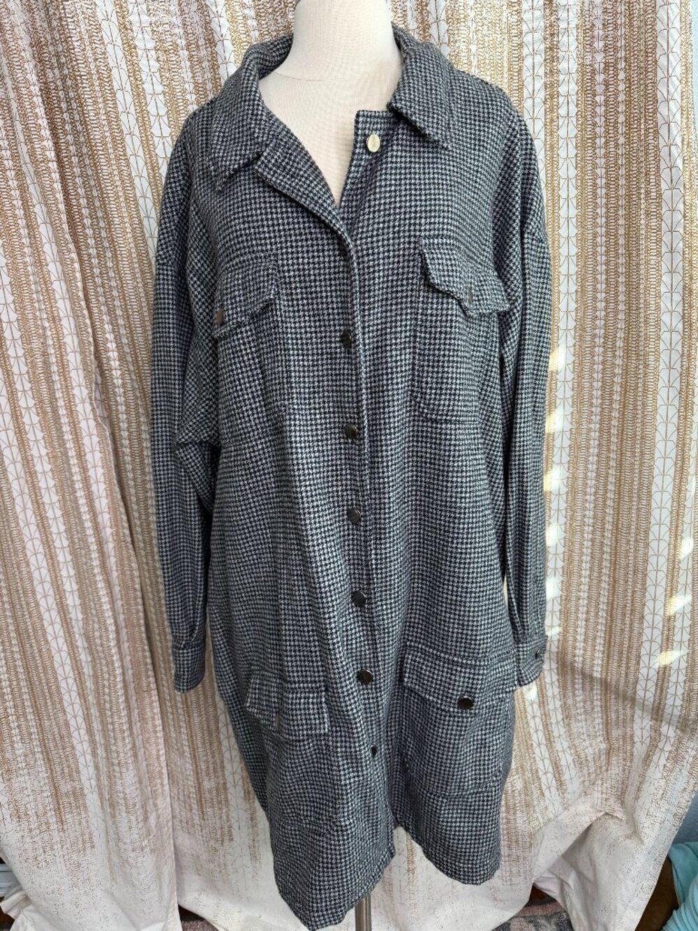 ASOS DESIGN Curve Houndstooth Oversized Shacket Coat Wool Blend Plus Size 18